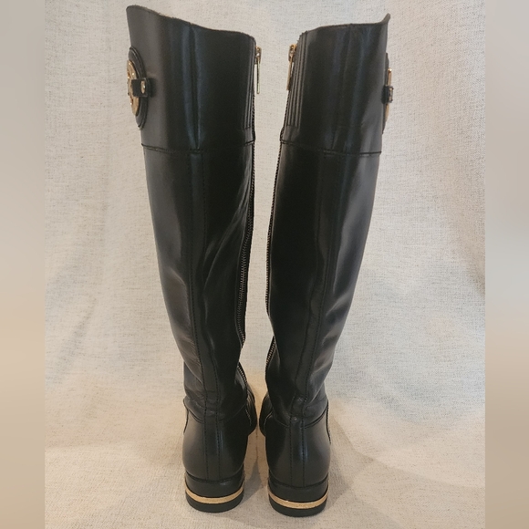 MK Michael Kors black Leather Boots, Size 8M - Picture 10 of 13